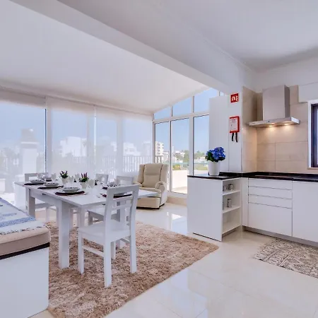 Al - Carteia Penthouse